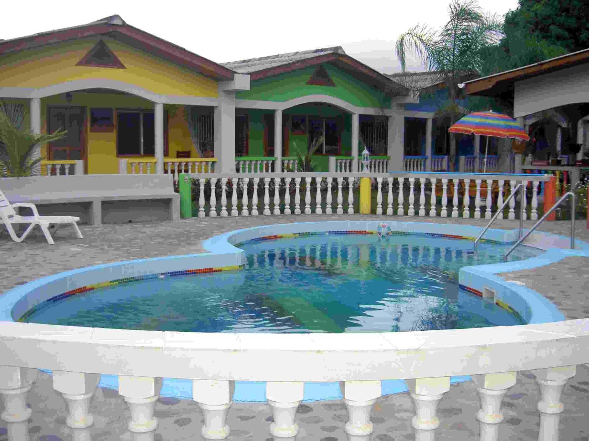 לה סייבה Rainbow Village מראה חיצוני תמונה